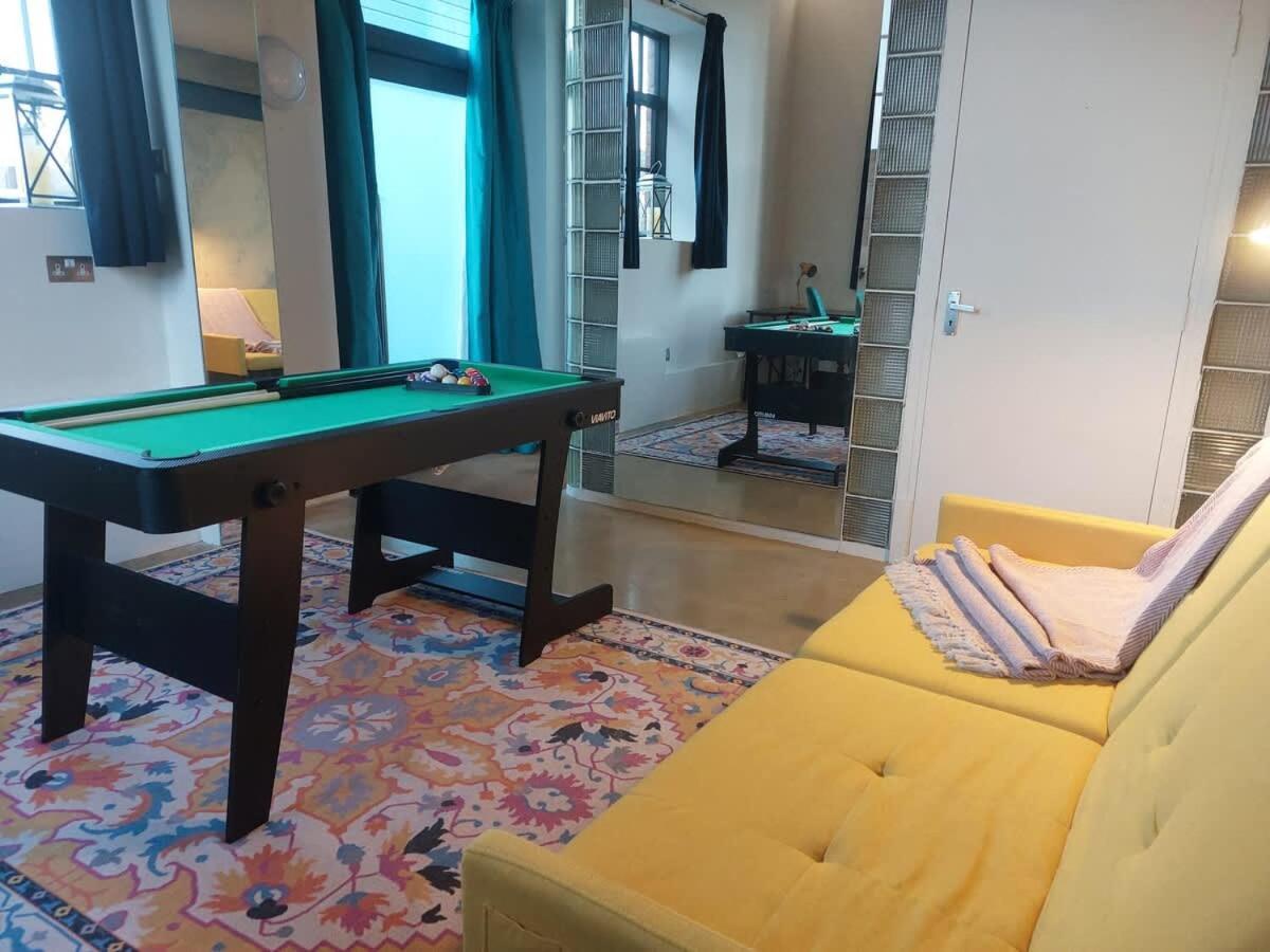 Converted Factory Loft Apartment Бристоль Екстер'єр фото