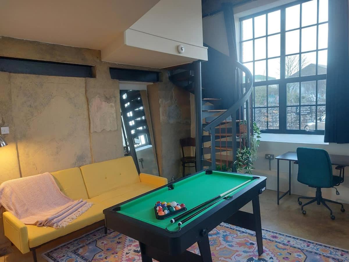 Converted Factory Loft Apartment Бристоль Екстер'єр фото
